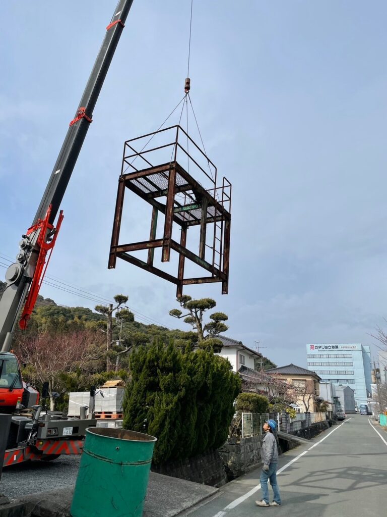 雨水タンク・鉄骨架台撤去